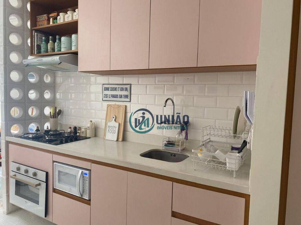Apartamento à venda com 2 quartos, 80m² - Foto 2