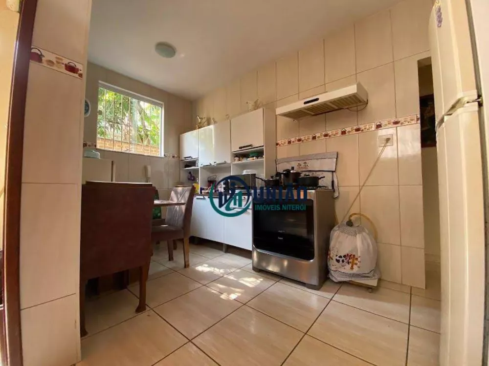 Casa, 4 quartos, 240 m² - Foto 23