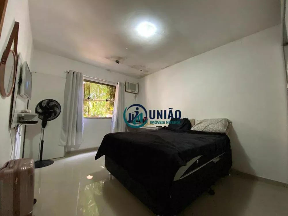 Casa, 4 quartos, 240 m² - Foto 17