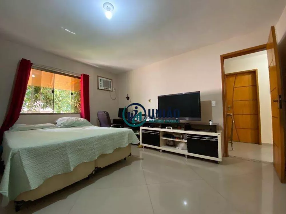 Casa, 4 quartos, 240 m² - Foto 35