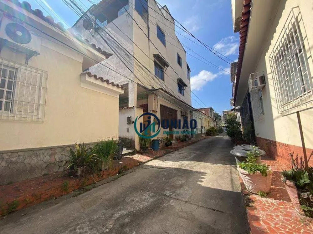 Casa, 4 quartos, 240 m² - Foto 33