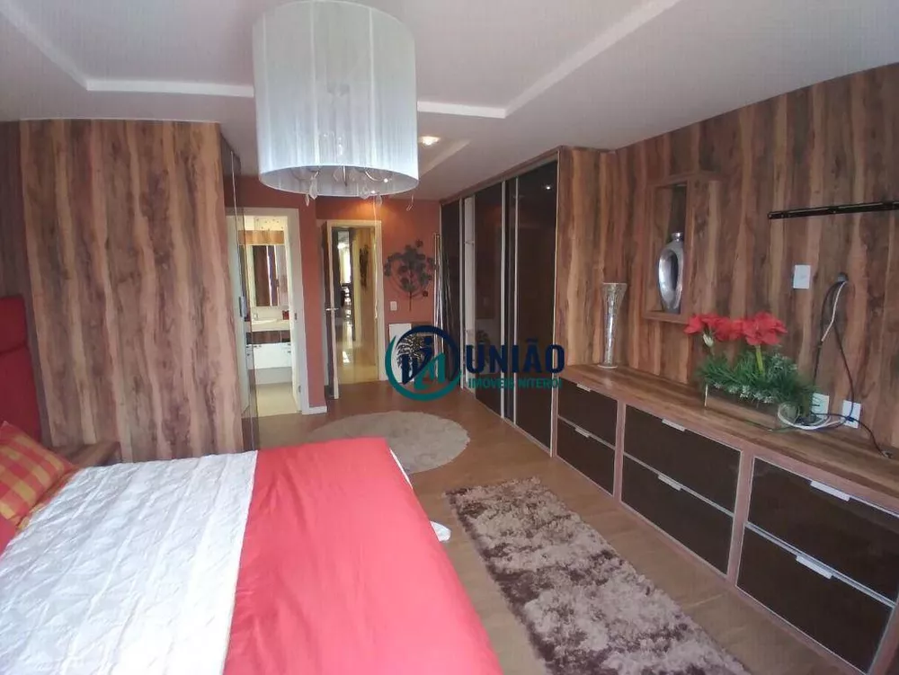 Cobertura, 3 quartos, 300 m² - Foto 4