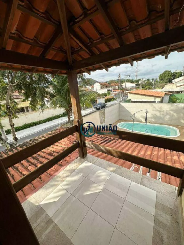 Casa, 4 quartos, 300 m² - Foto 1