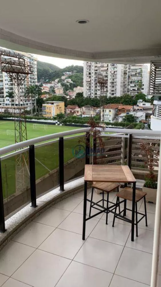 Apartamento à venda com 2 quartos, 63m² - Foto 1