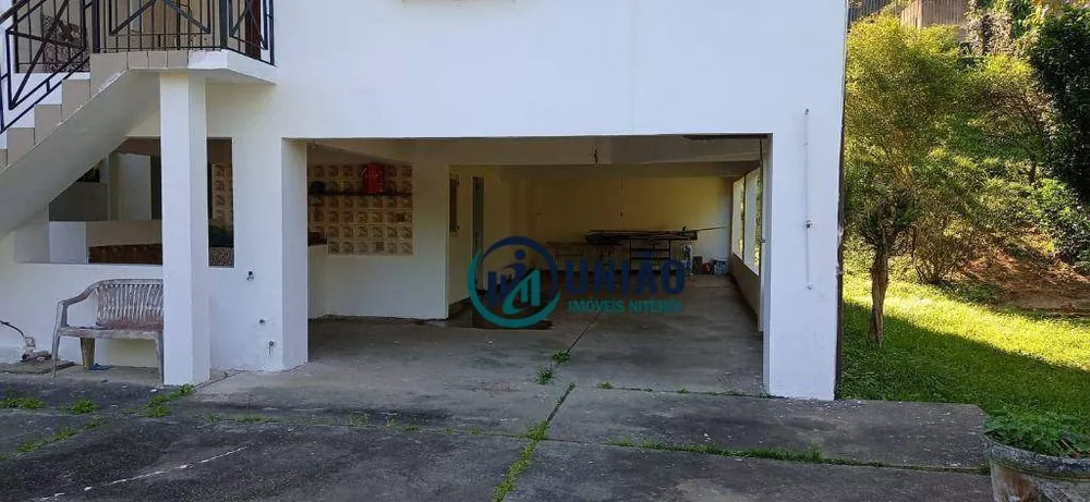 Casa, 4 quartos, 320 m² - Foto 33