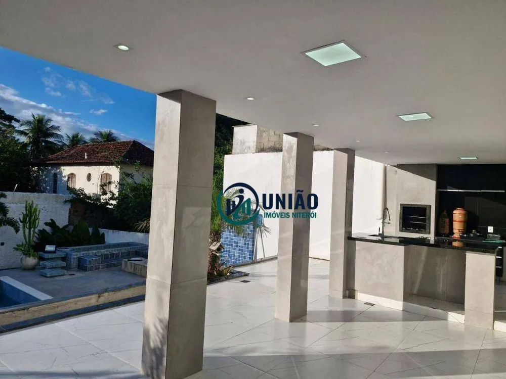 Casa, 5 quartos, 240 m² - Foto 14
