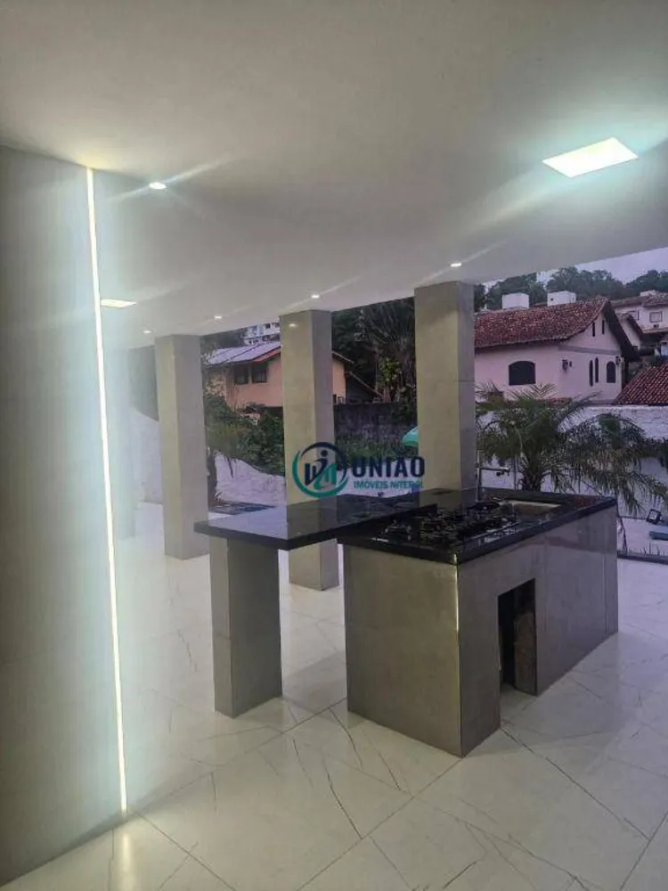 Casa, 5 quartos, 240 m² - Foto 32