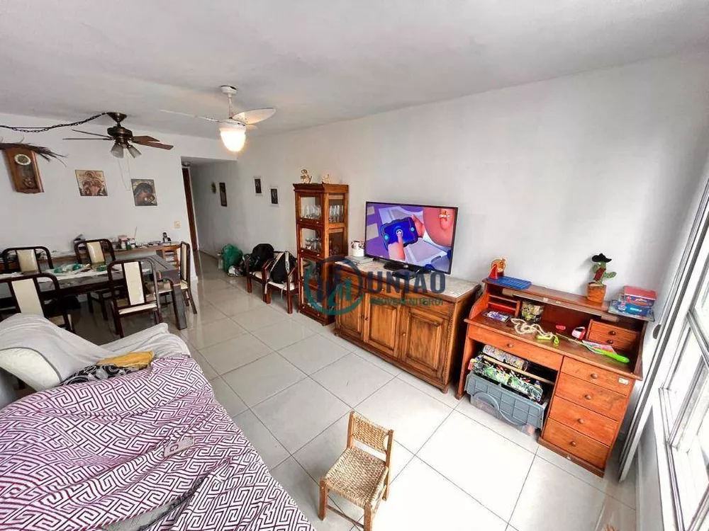 Apartamento à venda com 3 quartos, 100m² - Foto 4