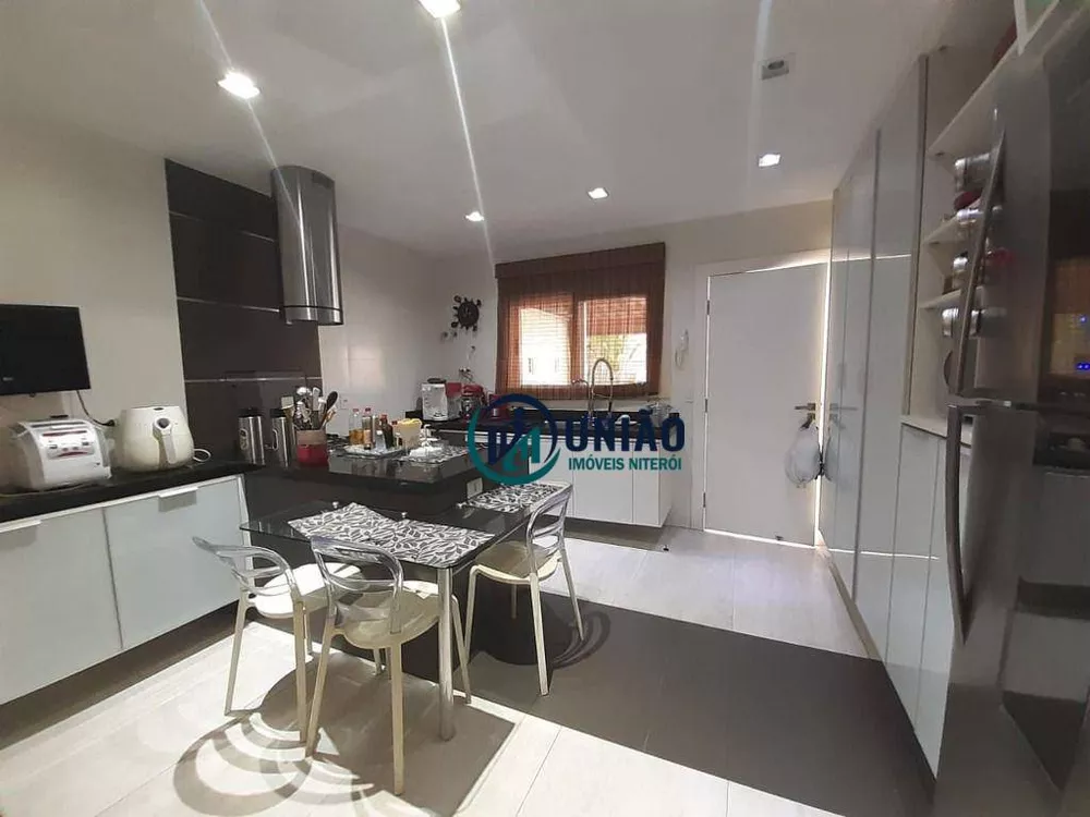 Casa, 3 quartos, 285 m² - Foto 8