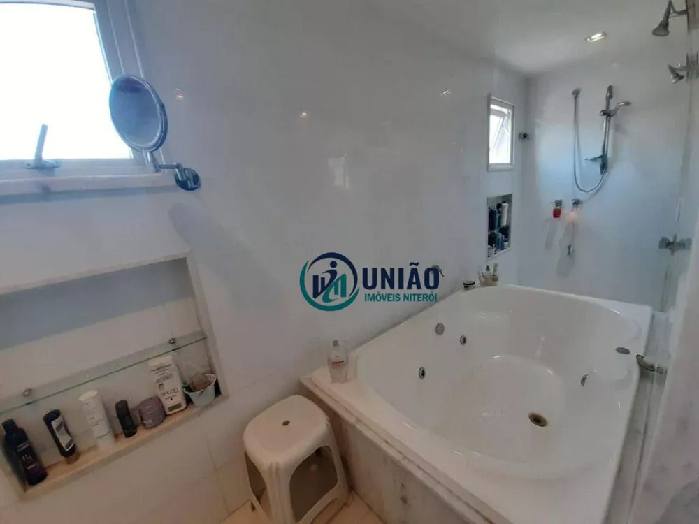 Casa, 3 quartos, 285 m² - Foto 1