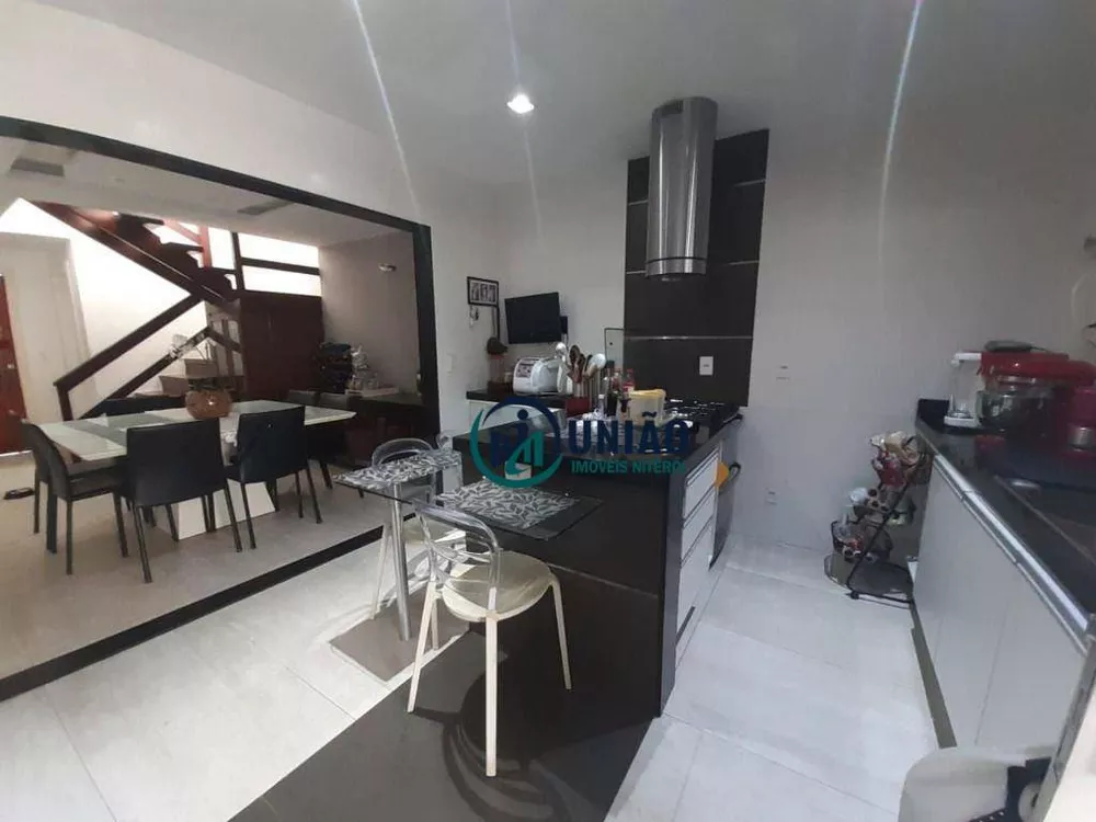 Casa, 3 quartos, 285 m² - Foto 26