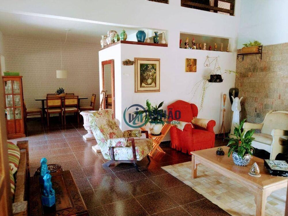 Casa à venda com 4 quartos, 249m² - Foto 4