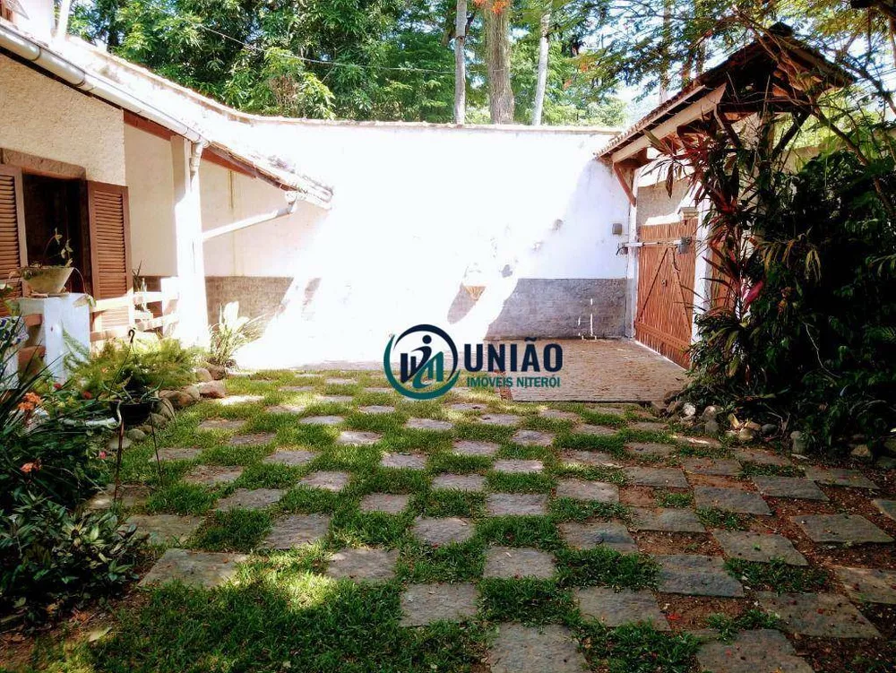Casa, 4 quartos, 249 m² - Foto 40