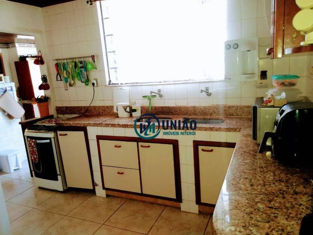 Casa, 4 quartos, 249 m² - Foto 35