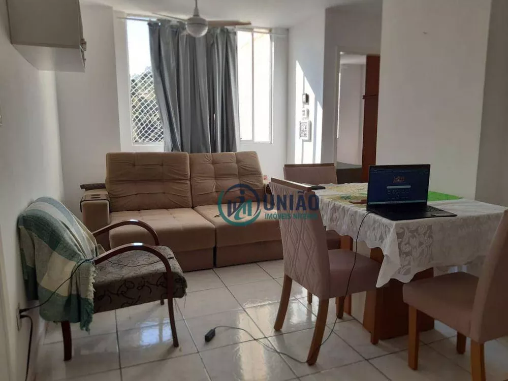 Apartamento à venda com 2 quartos, 50m² - Foto 3