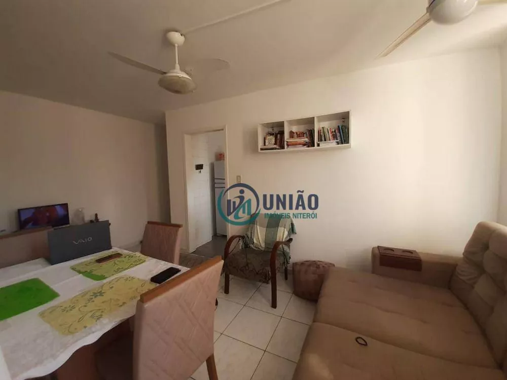 Apartamento à venda com 2 quartos, 50m² - Foto 4