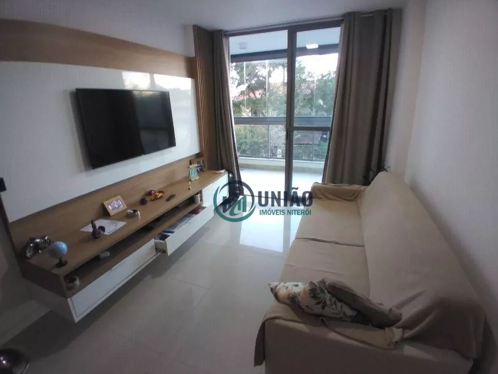 Apartamento à venda com 2 quartos, 80m² - Foto 1