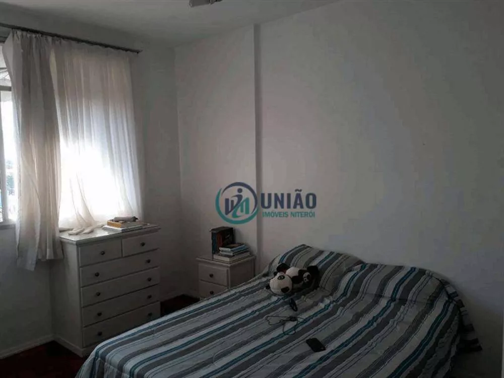 Apartamento à venda com 2 quartos, 70m² - Foto 9