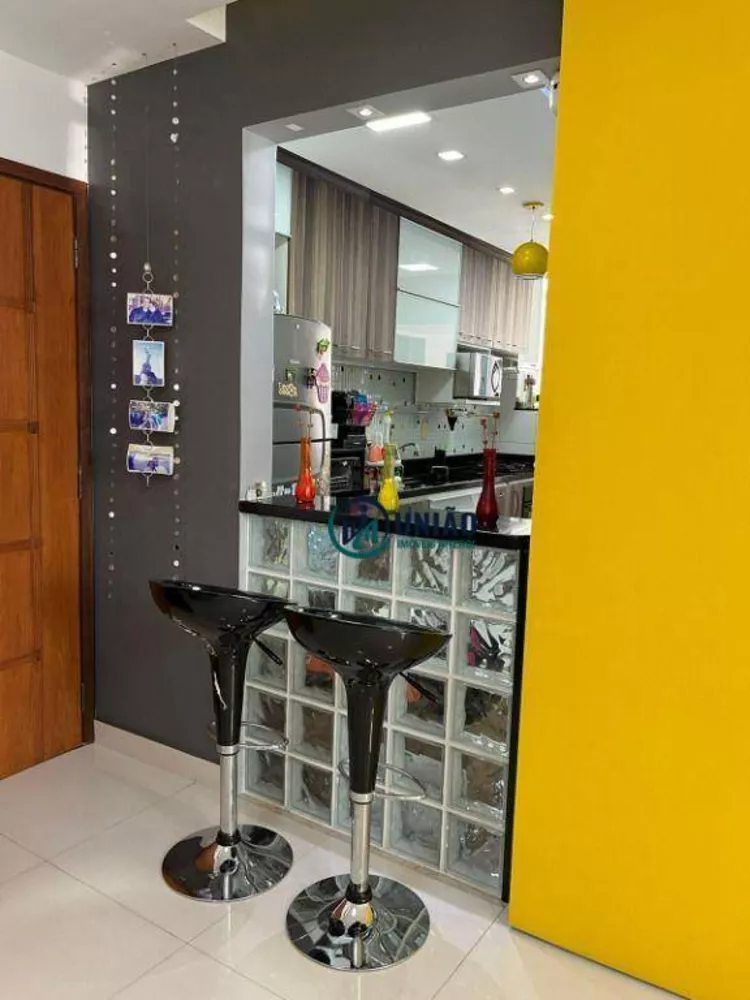 Apartamento, 3 quartos, 130 m² - Foto 2