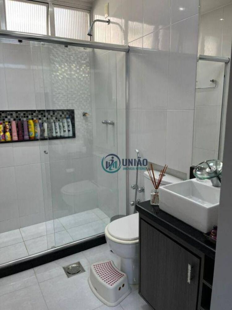 Apartamento à venda com 3 quartos, 130m² - Foto 25