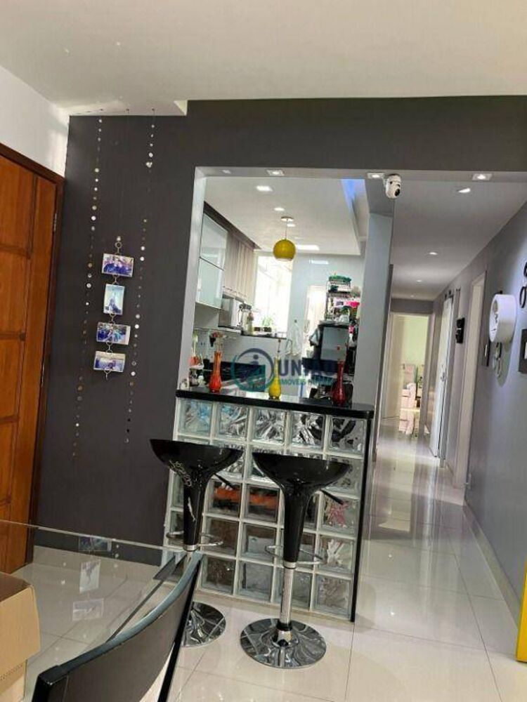 Apartamento à venda com 3 quartos, 130m² - Foto 33