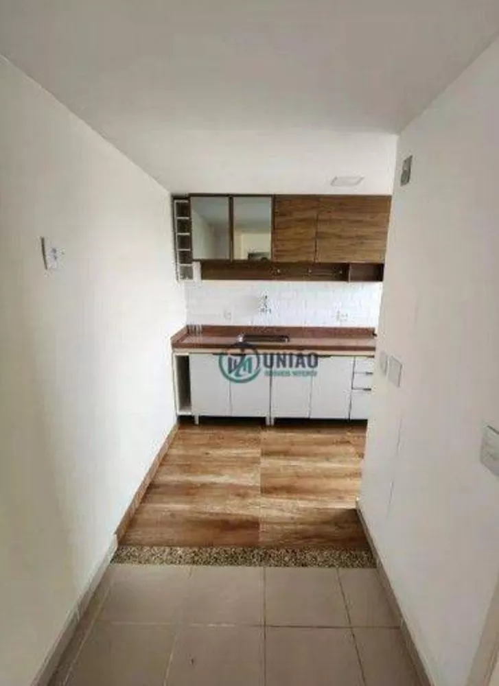 Apartamento à venda com 2 quartos, 50m² - Foto 1