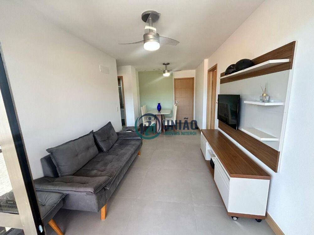 Apartamento à venda com 2 quartos, 80m² - Foto 1