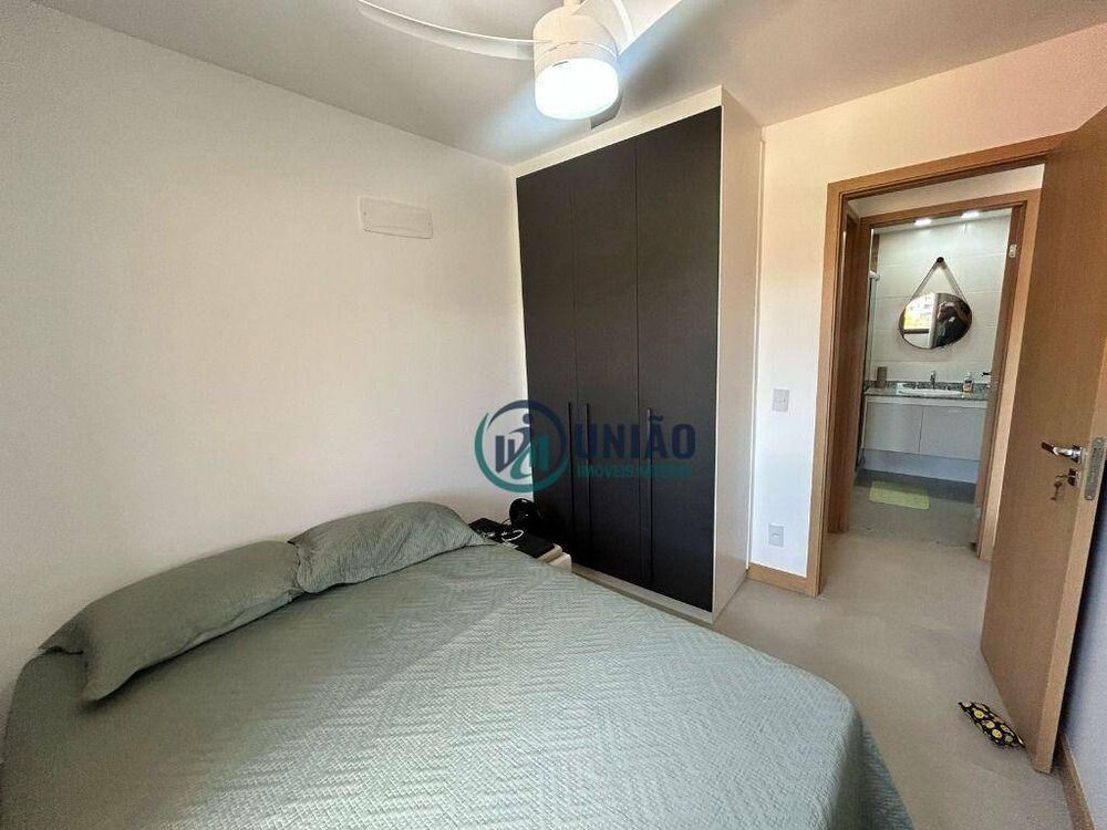 Apartamento à venda com 2 quartos, 80m² - Foto 4