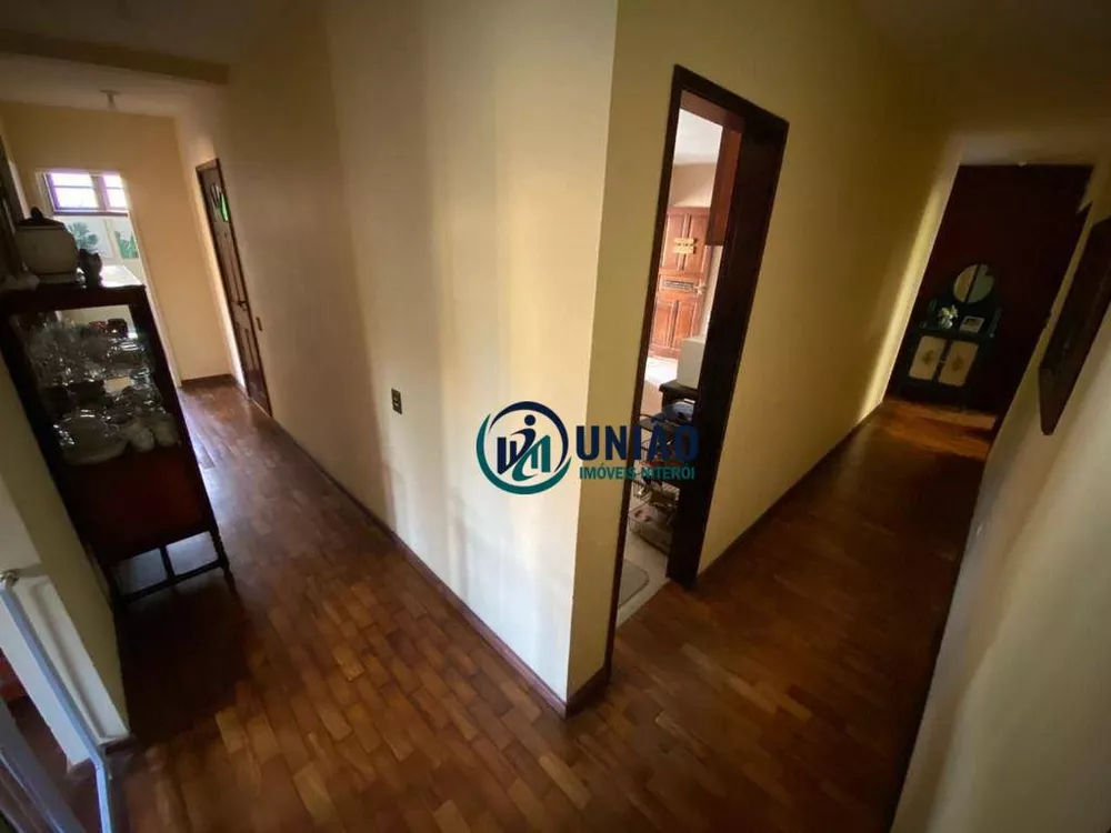 Casa, 4 quartos, 260 m² - Foto 11
