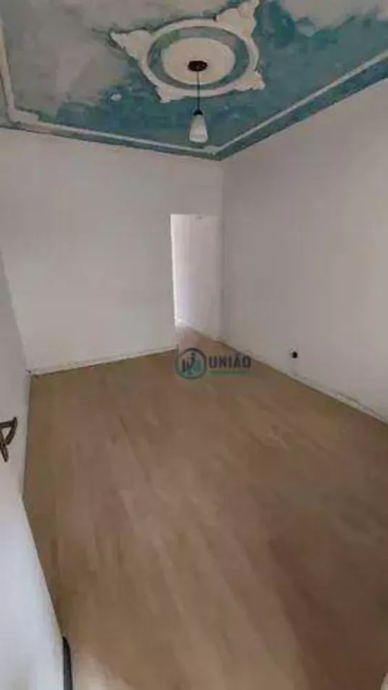 Apartamento à venda com 1 quarto, 45m² - Foto 2