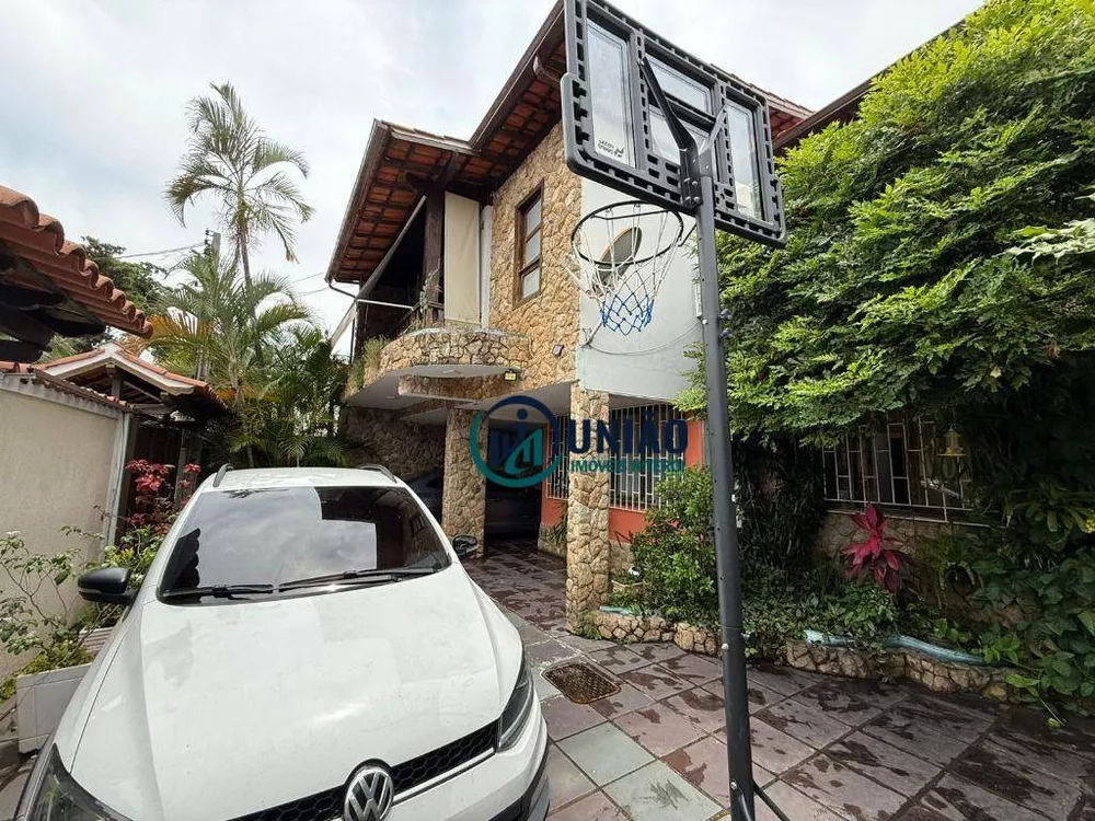 Casa, 4 quartos, 415 m² - Foto 1