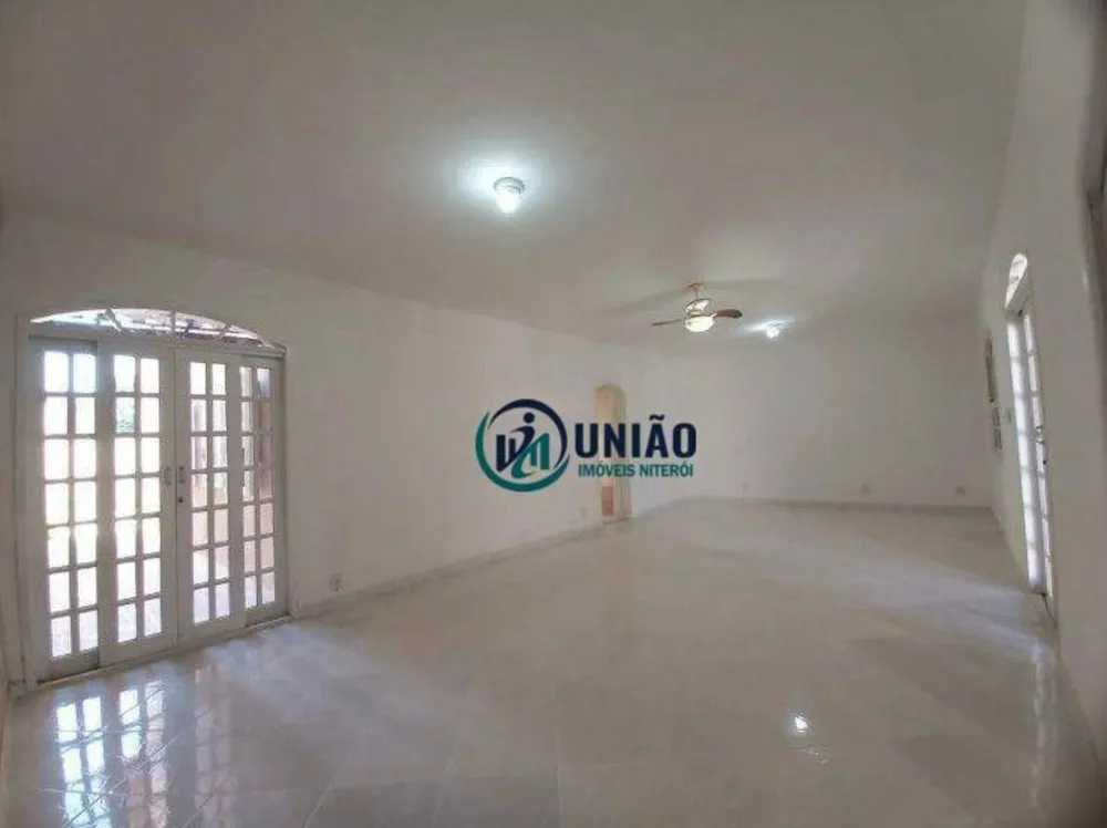 Casa, 3 quartos, 330 m² - Foto 9
