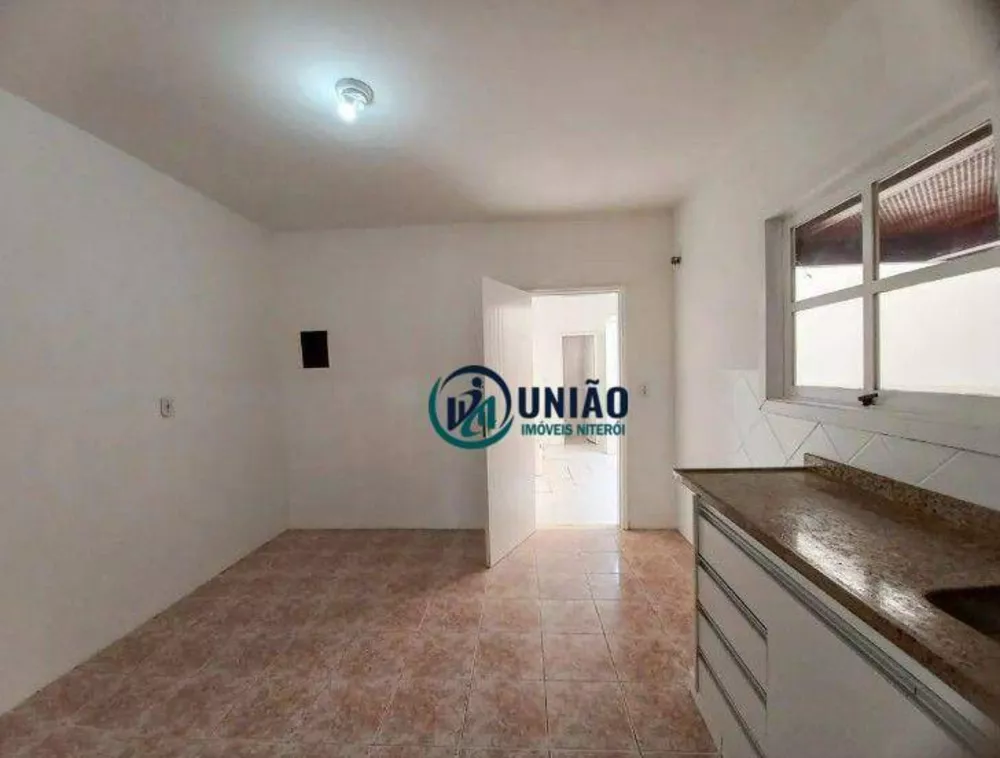 Casa, 3 quartos, 330 m² - Foto 1