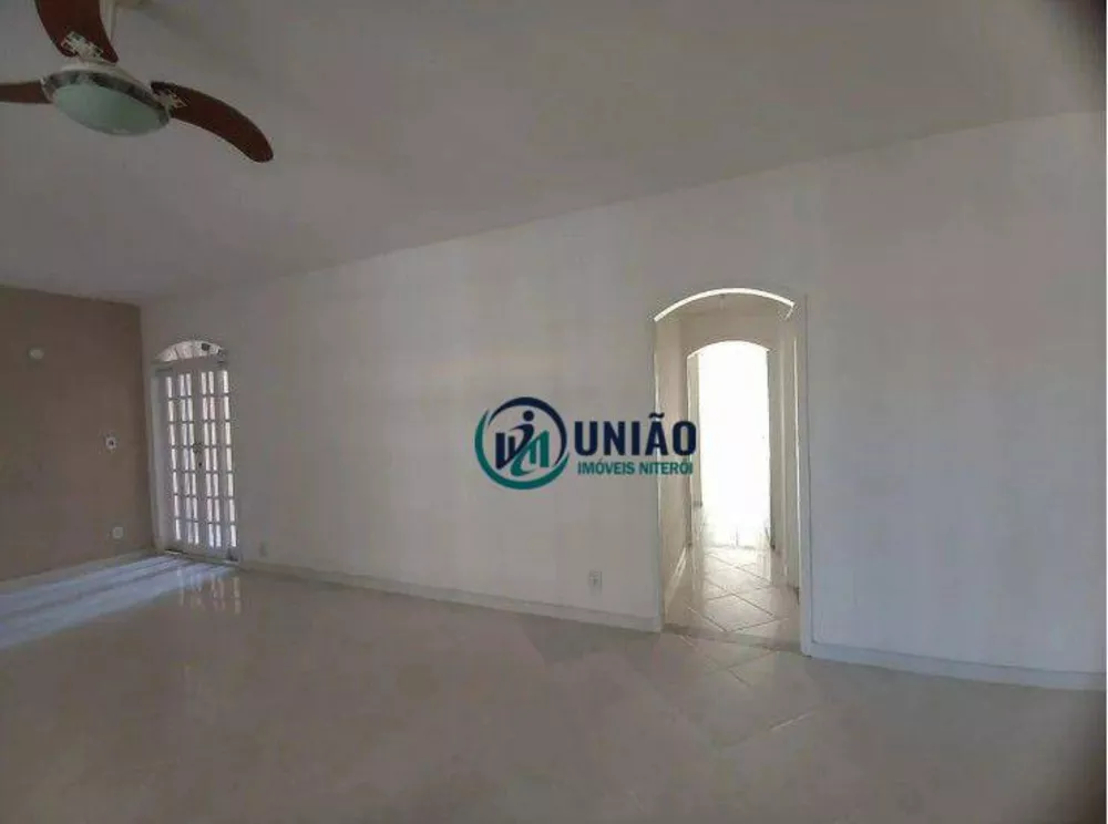 Casa, 3 quartos, 330 m² - Foto 12