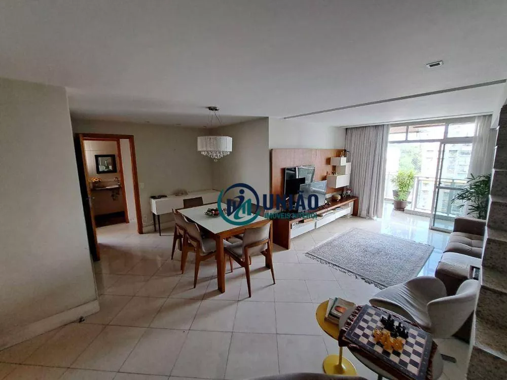 Cobertura, 3 quartos, 230 m² - Foto 2