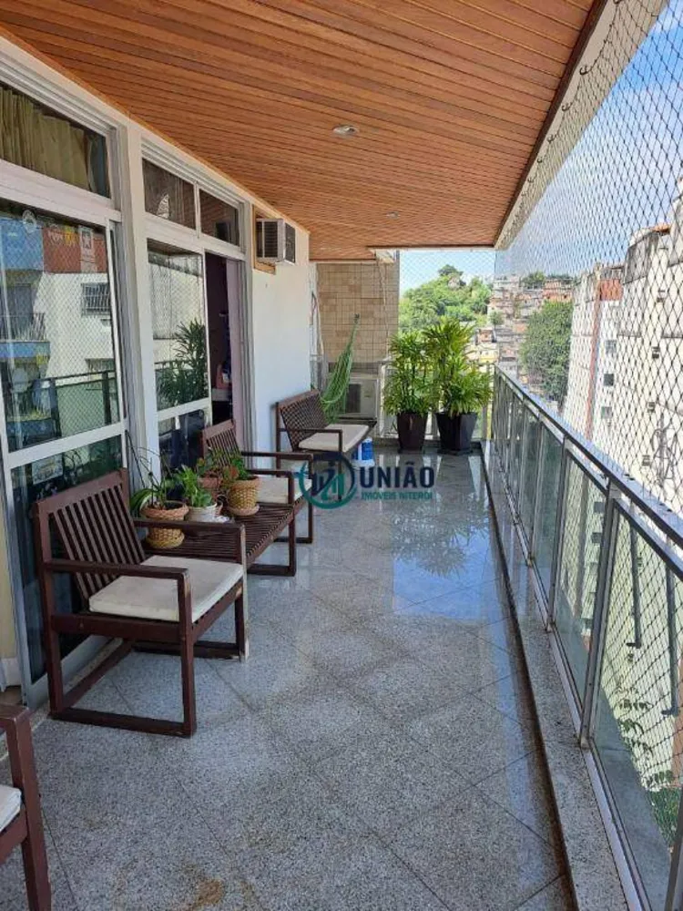 Cobertura, 3 quartos, 230 m² - Foto 12