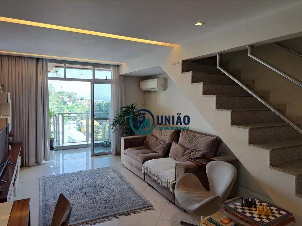 Cobertura, 3 quartos, 230 m² - Foto 3