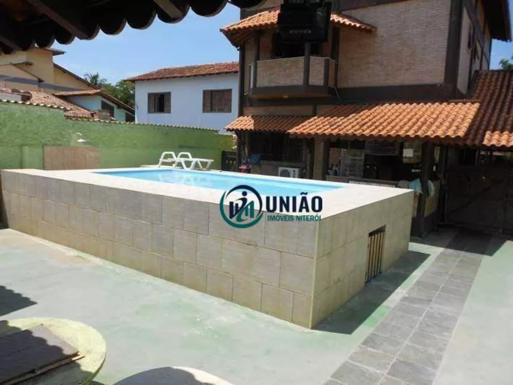 Casa, 3 quartos, 212 m² - Foto 4