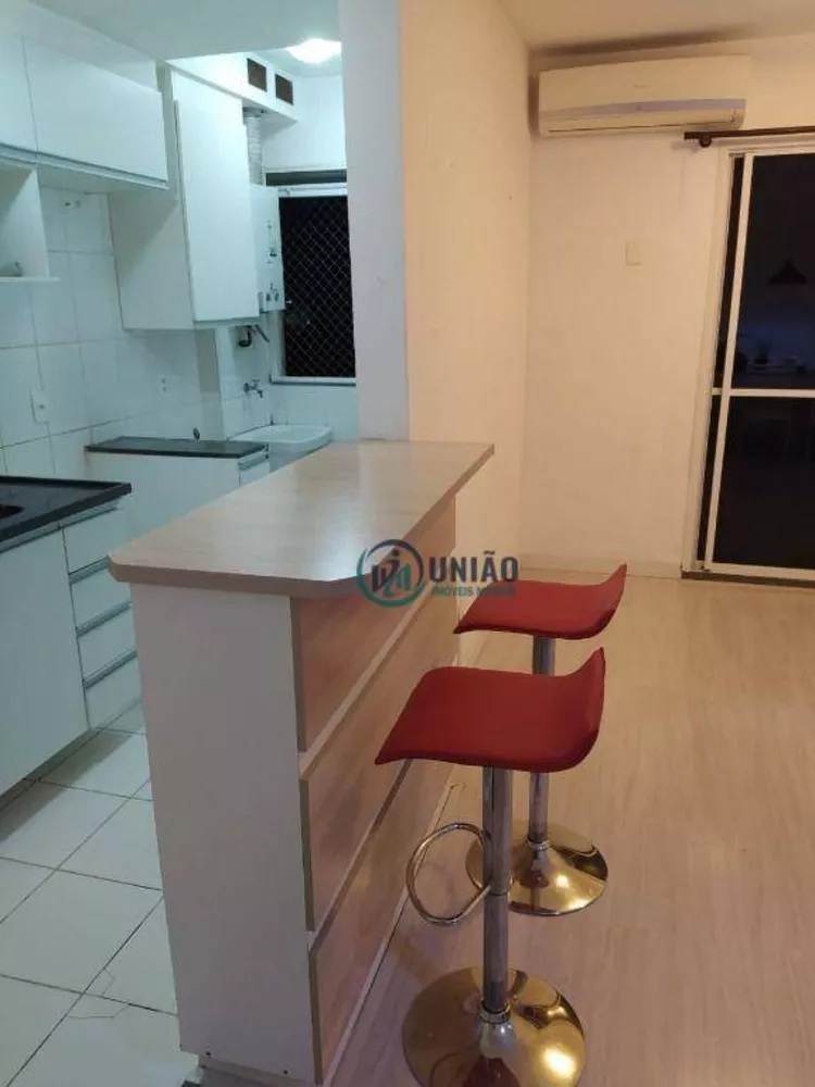 Apartamento à venda com 2 quartos, 60m² - Foto 1