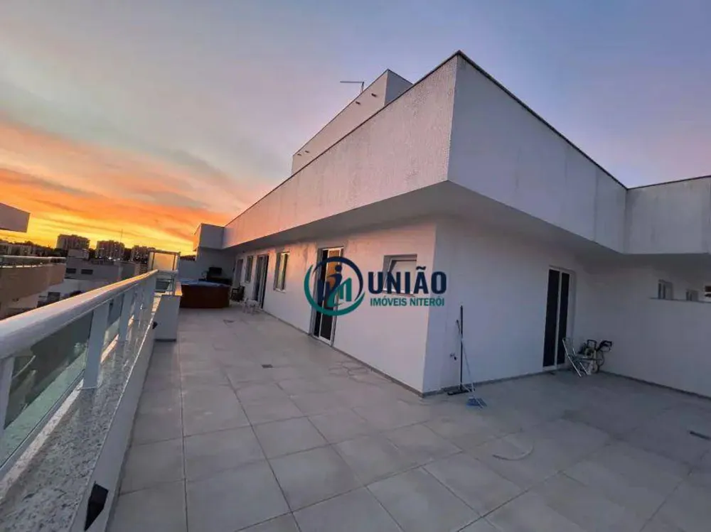Cobertura, 3 quartos, 216 m² - Foto 6