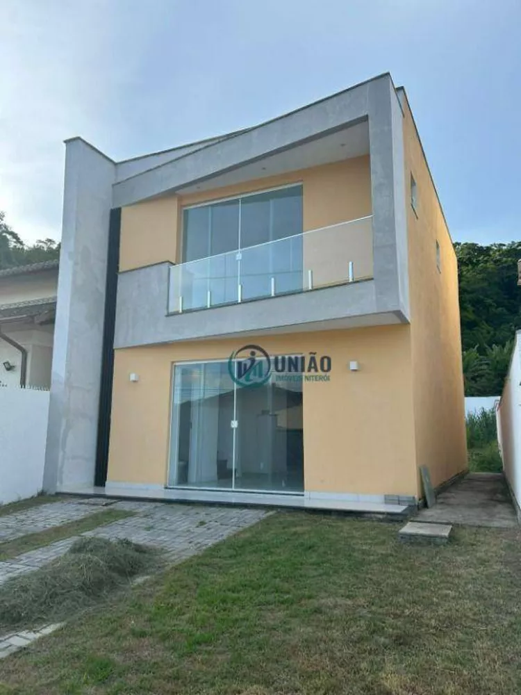 Casa à venda com 3 quartos, 112m² - Foto 2