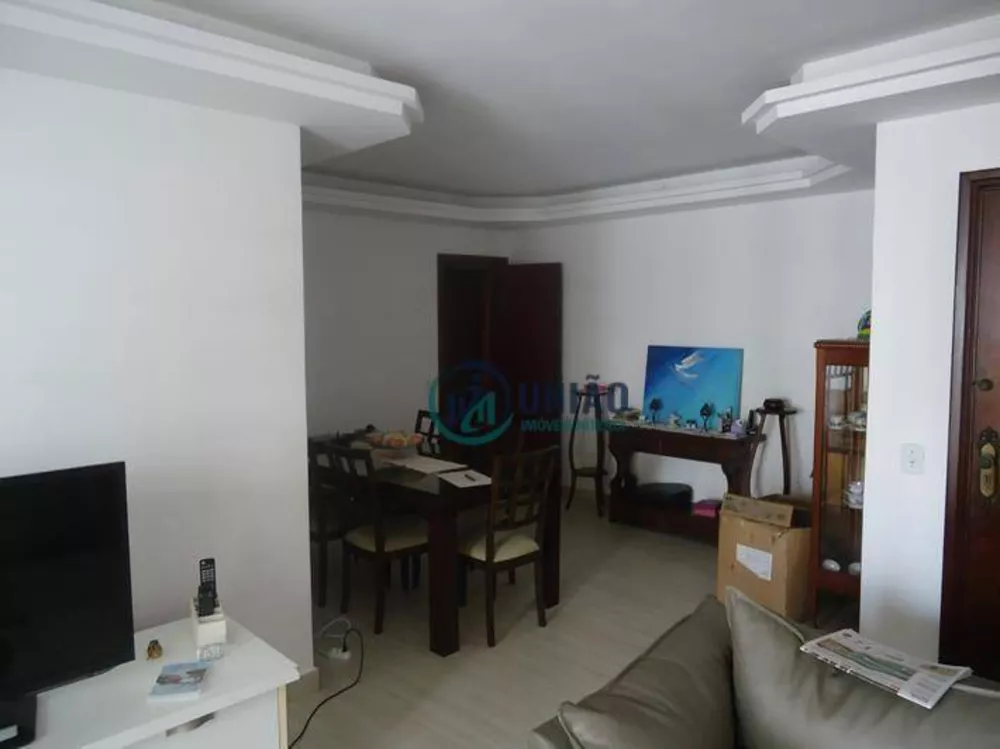 Apartamento à venda com 4 quartos, 184m² - Foto 4