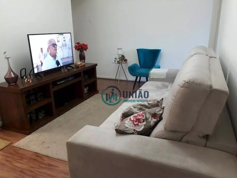 Apartamento à venda com 2 quartos, 80m² - Foto 3