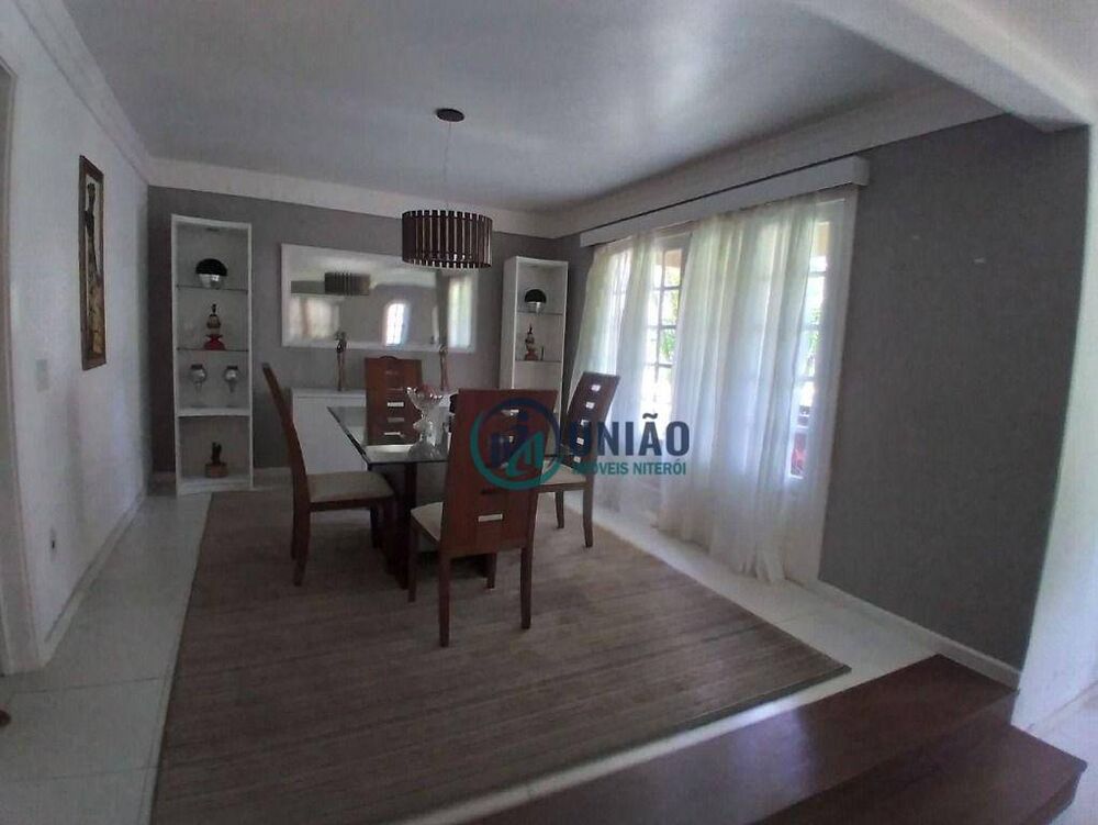 Casa de Condomínio à venda com 4 quartos, 400m² - Foto 14