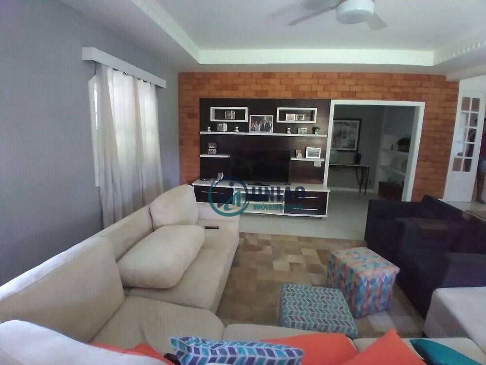 Casa de Condomínio à venda com 4 quartos, 400m² - Foto 18