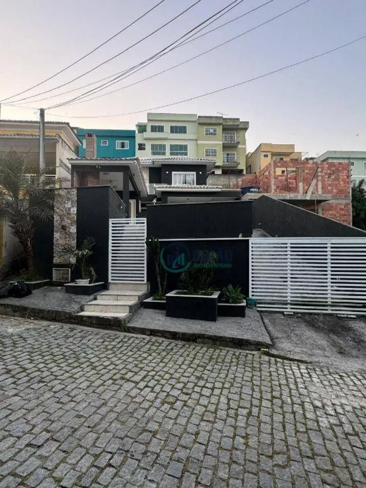 Casa de Condomínio à venda com 3 quartos, 180m² - Foto 3