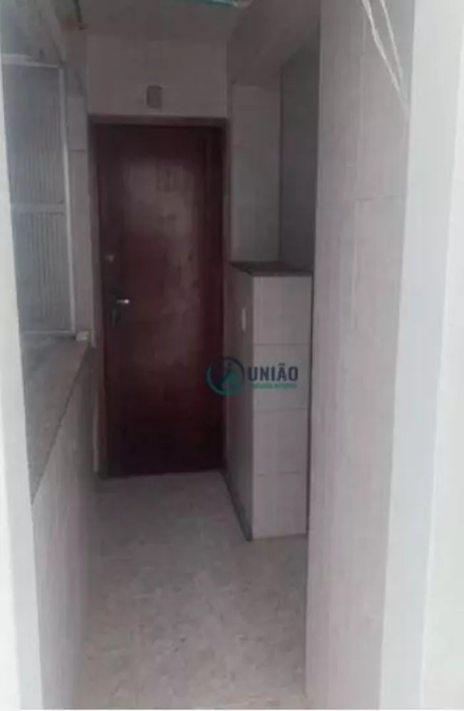 Apartamento à venda com 3 quartos, 100m² - Foto 4