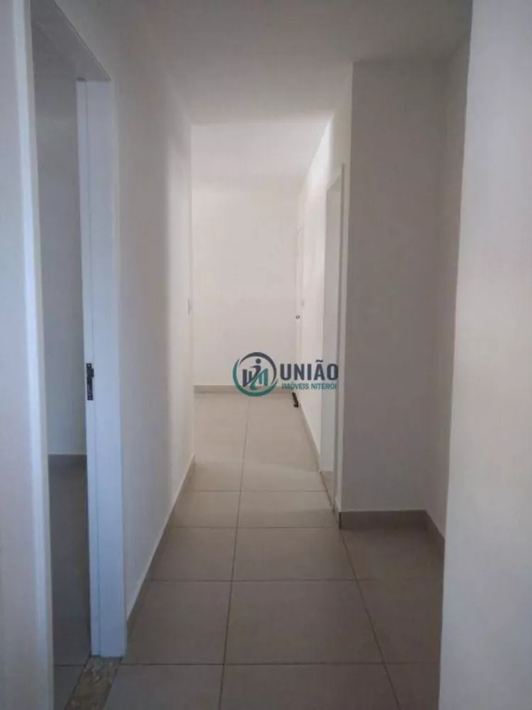 Apartamento à venda com 2 quartos, 75m² - Foto 4