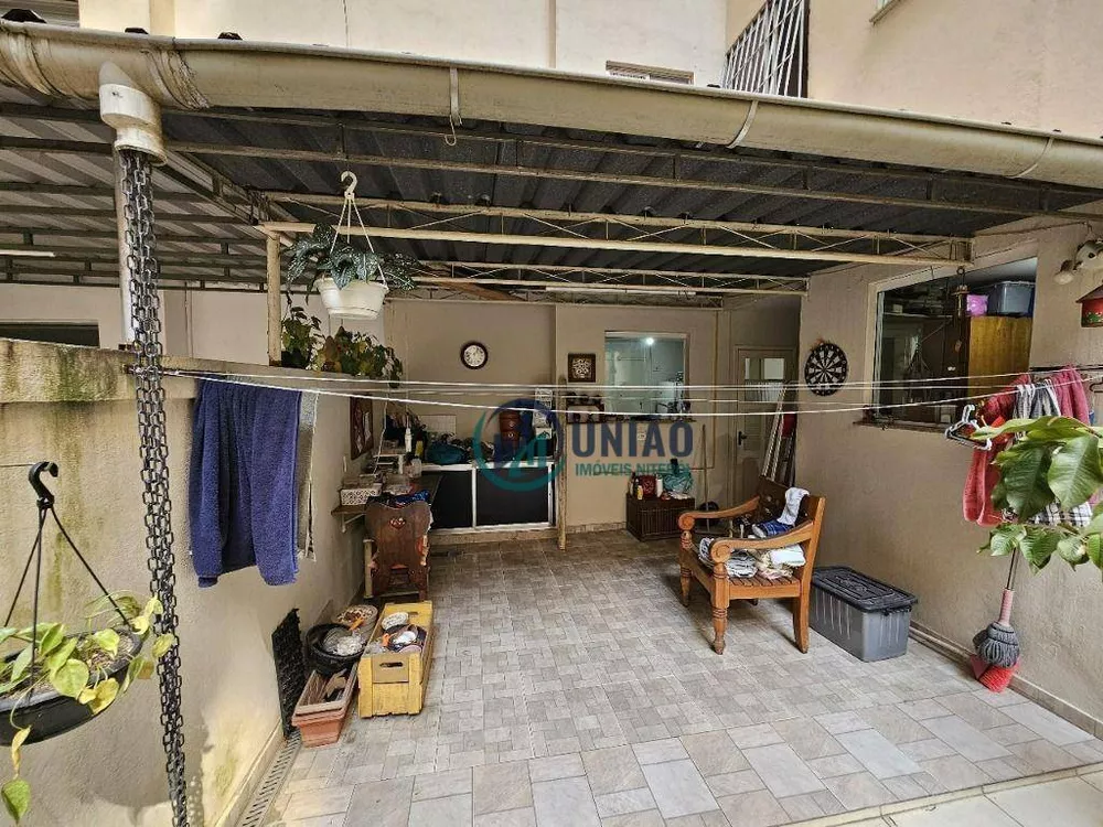 Apartamento à venda com 2 quartos, 75m² - Foto 6