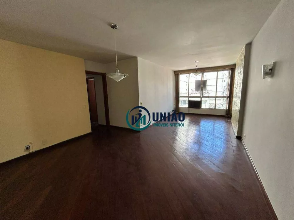 Apartamento, 3 quartos, 130 m² - Foto 2
